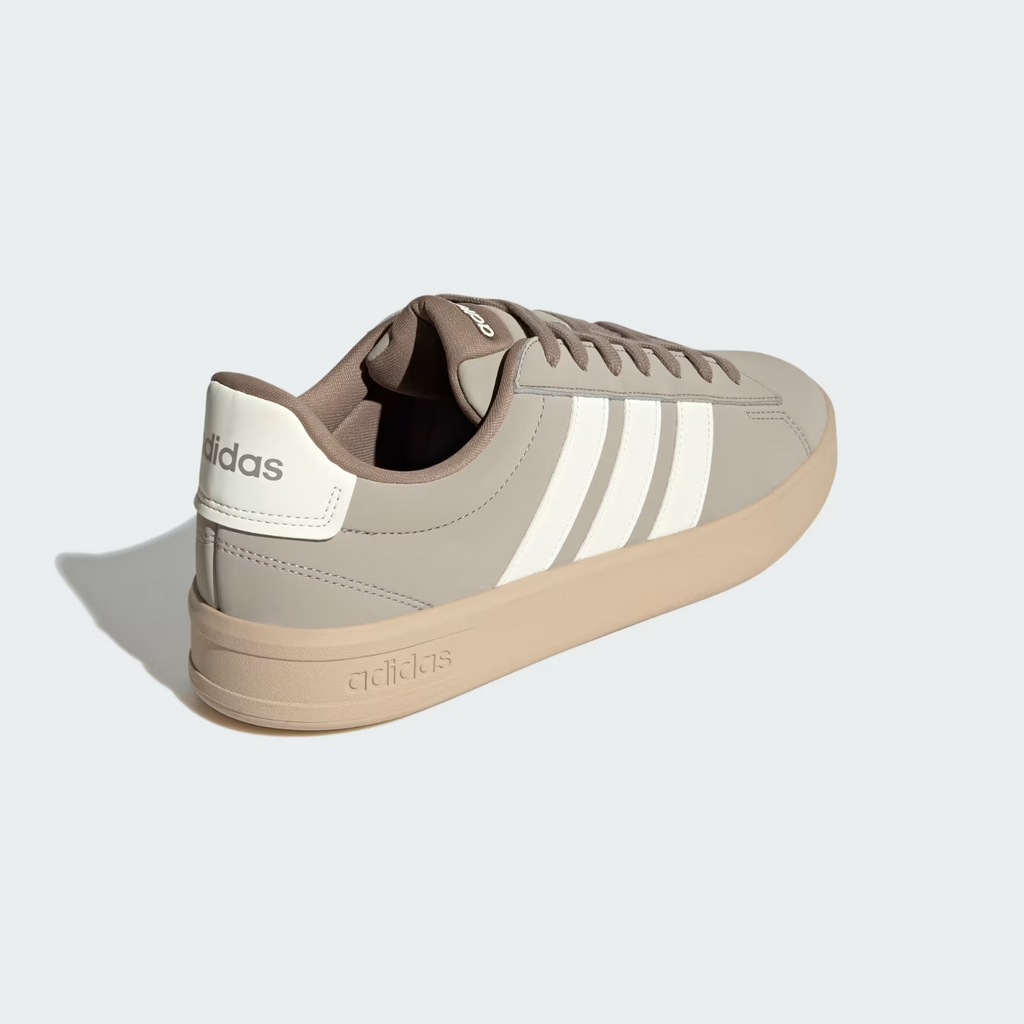 Adidas GRAND COURT 3.0 Shoes in Light Brown/Off White