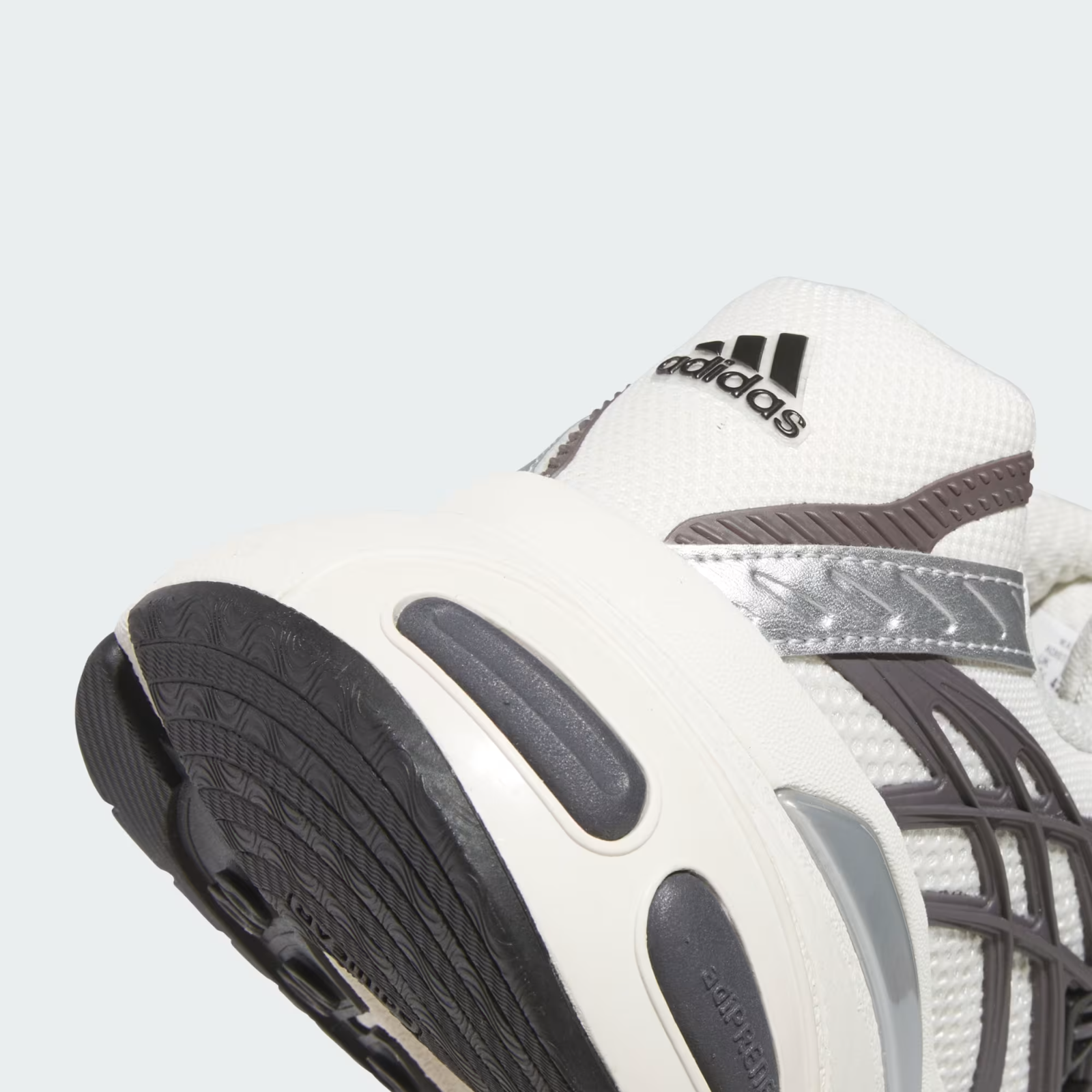 Adidas ADISTAR XLG 2.0 SHOES Running Shoes in Grey Strata/Core Black/Off White