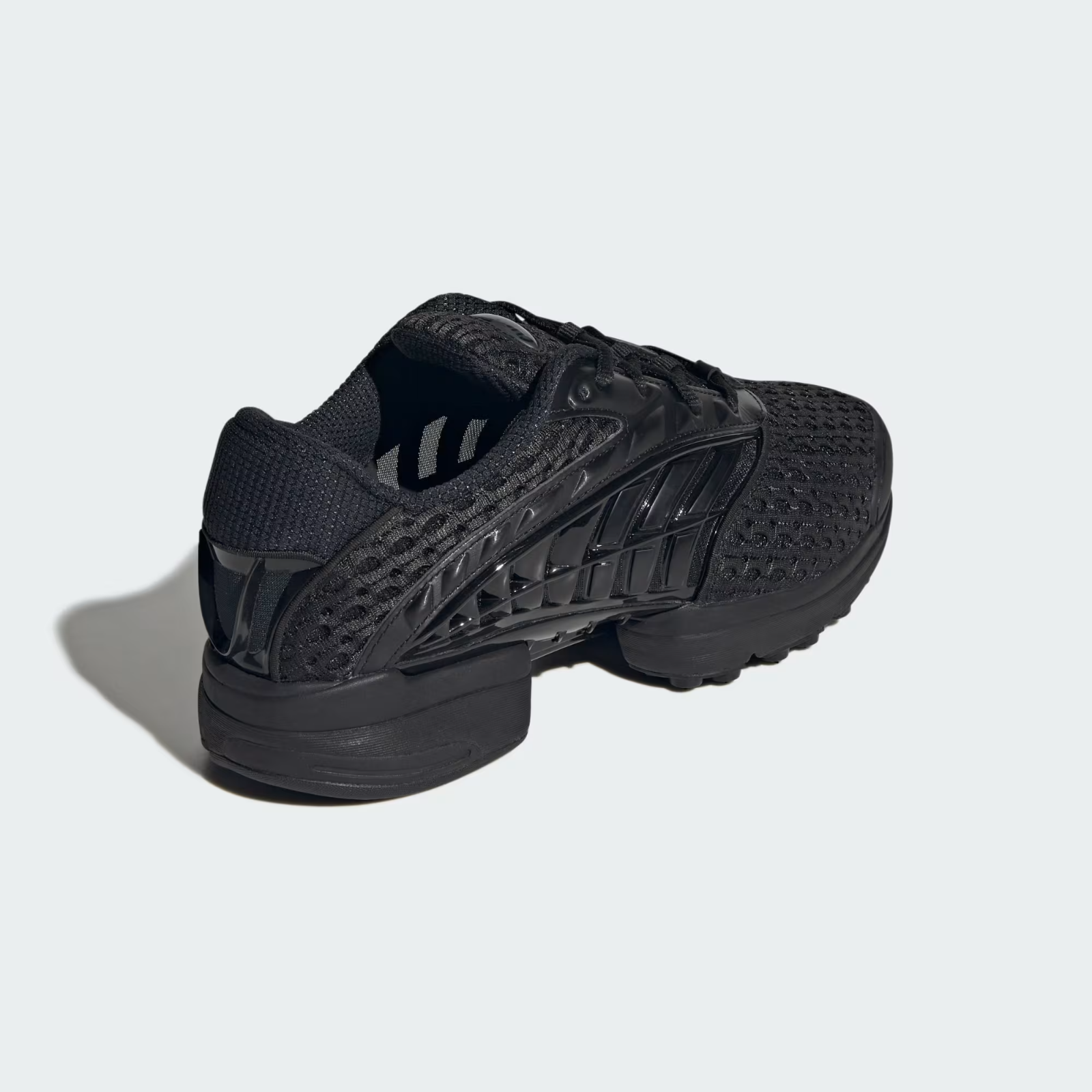 Adidas Men's CLIMACOOL 2 in Black/Iron Metallic Shoes