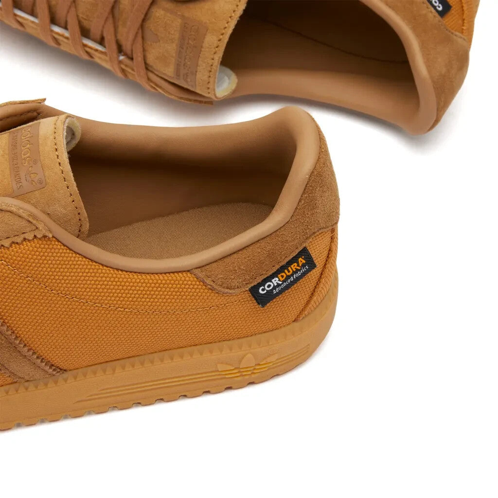 Adidas Bermuda Cordura Mesa, Brown & Gum Trainers UK 7