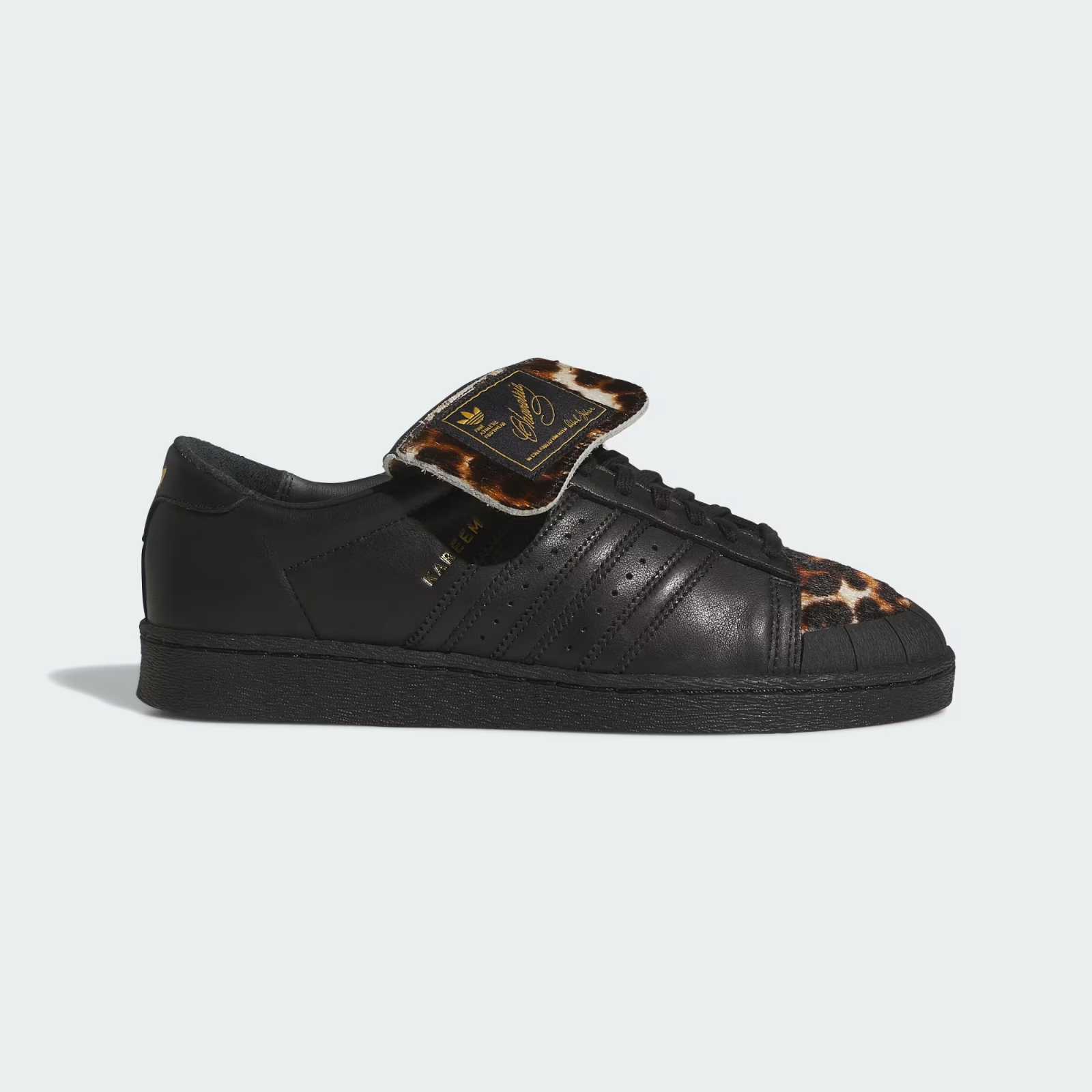 Adidas Men's Chavarria Jabbar Low Shoes in Black