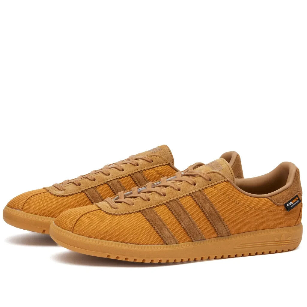 Adidas Bermuda Cordura Mesa, Brown & Gum Trainers UK 7