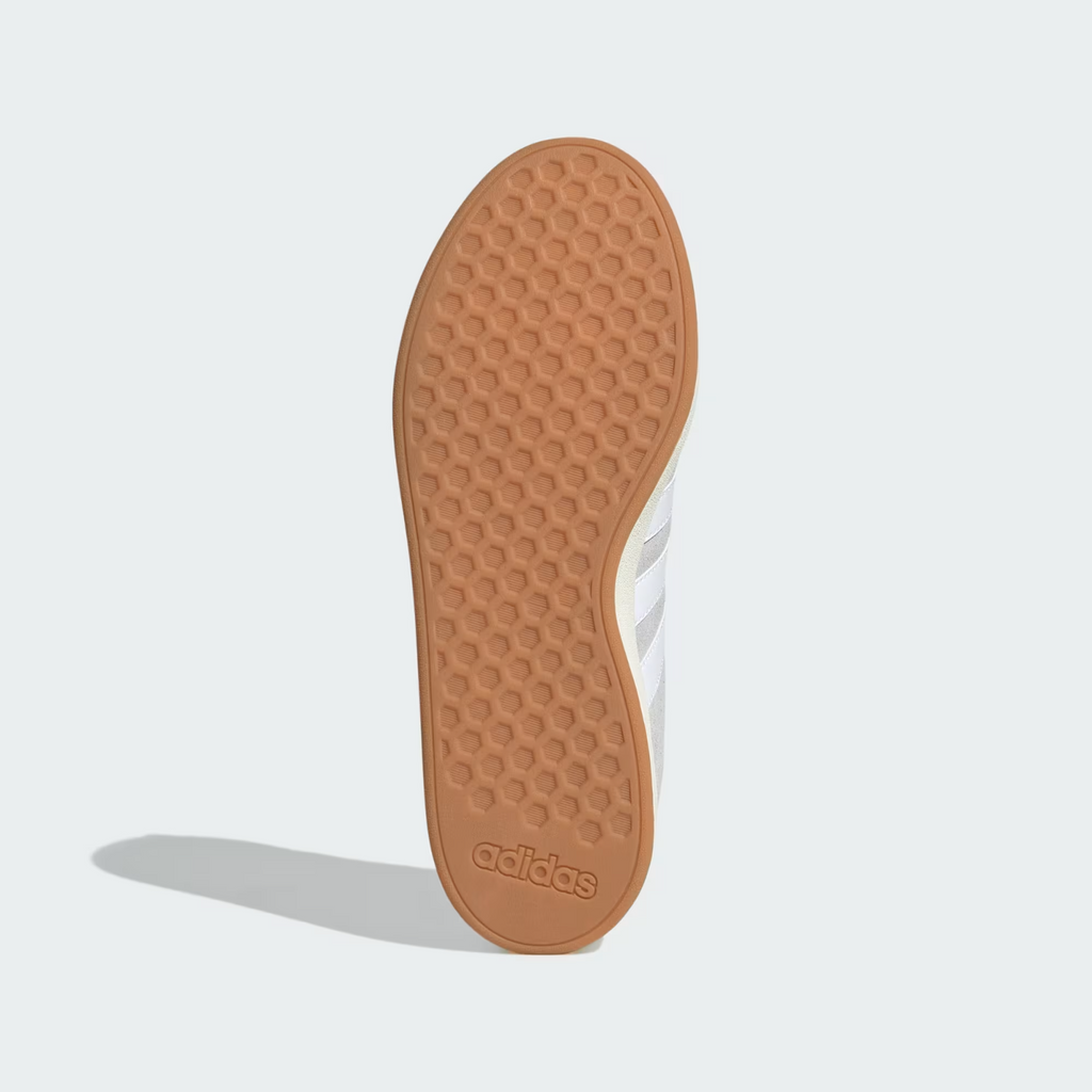 Adidas Grand Court Base 00s Shoes in Grey Two / Cloud White / Gum