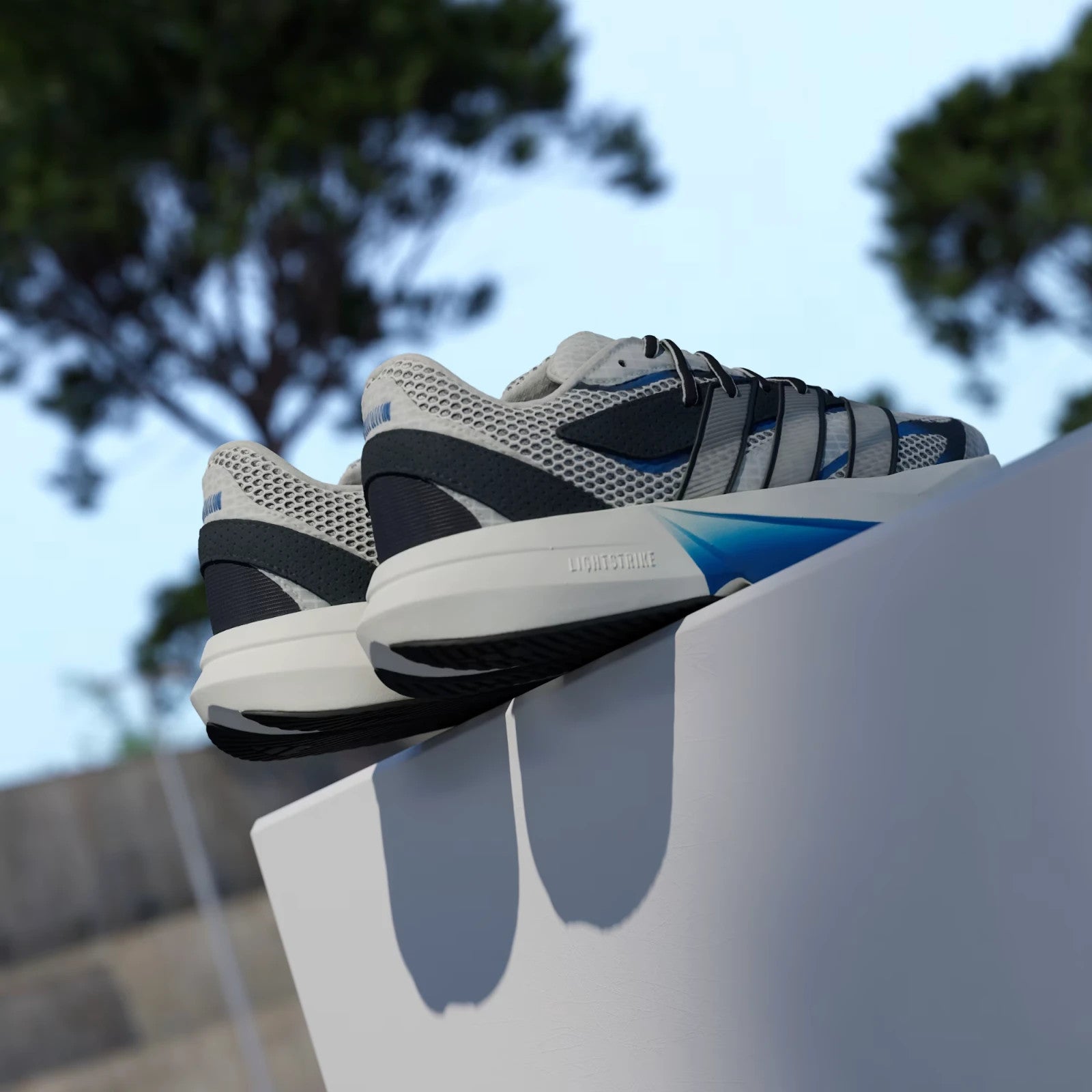 adidas Men's LIGHTBLAZE Ultra-light Comfort Shoes Off White / Bright Royal