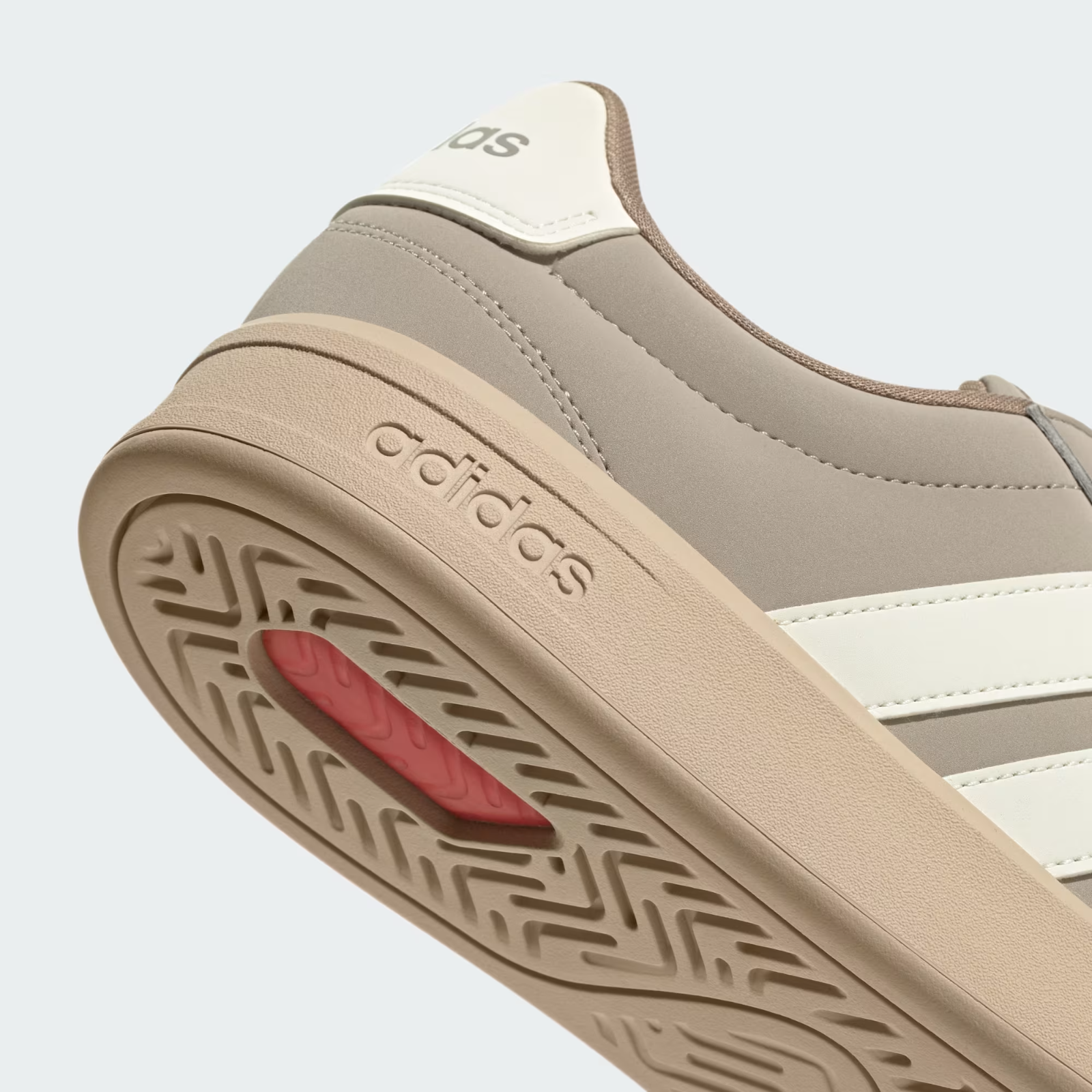 Adidas GRAND COURT 3.0 Shoes in Light Brown/Off White