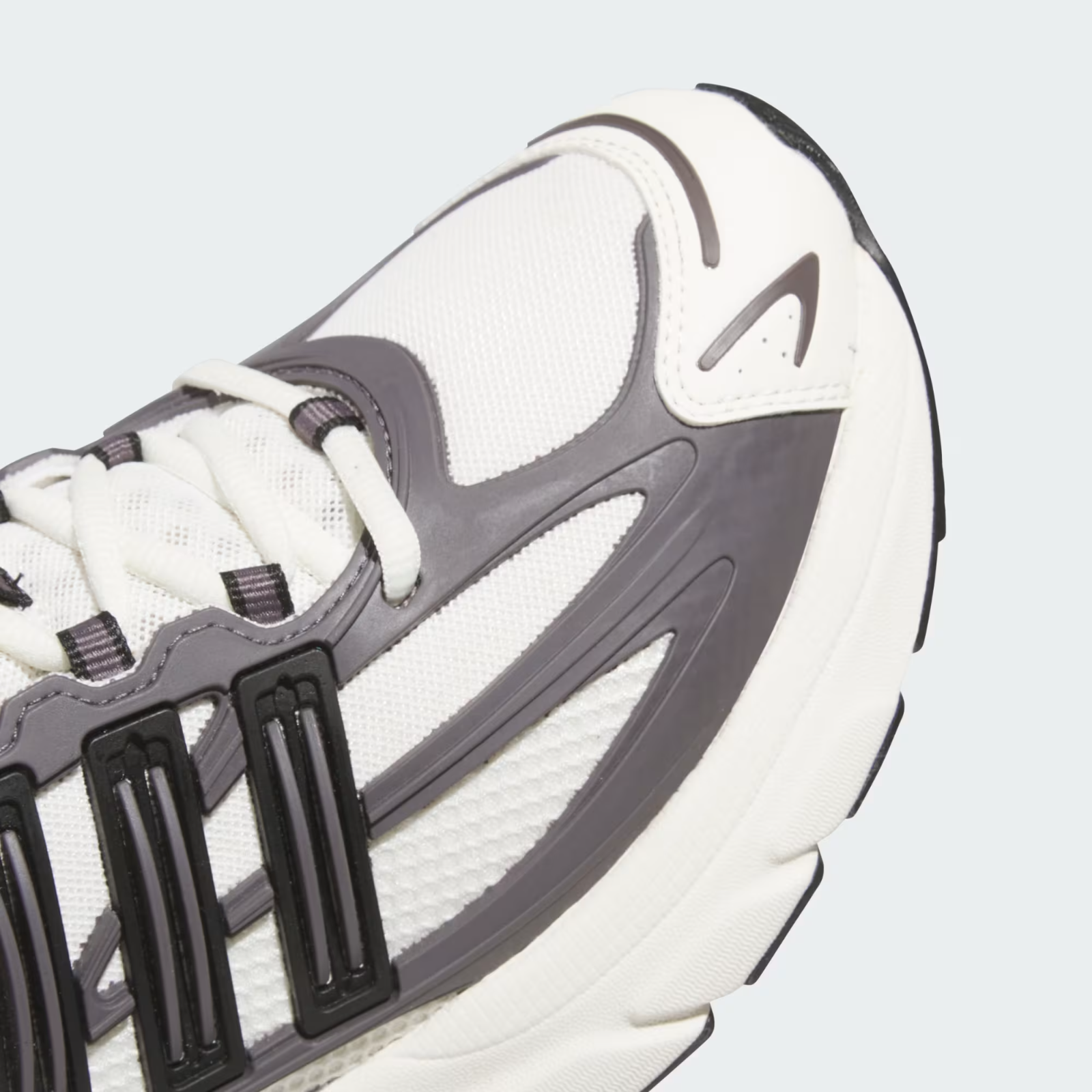 Adidas ADISTAR XLG 2.0 SHOES Running Shoes in Grey Strata/Core Black/Off White
