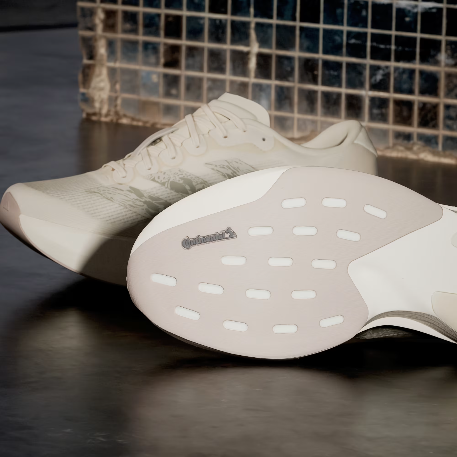 Adidas Adizero Evo SL Women's Shoes in Wonder White/Crystal Linen