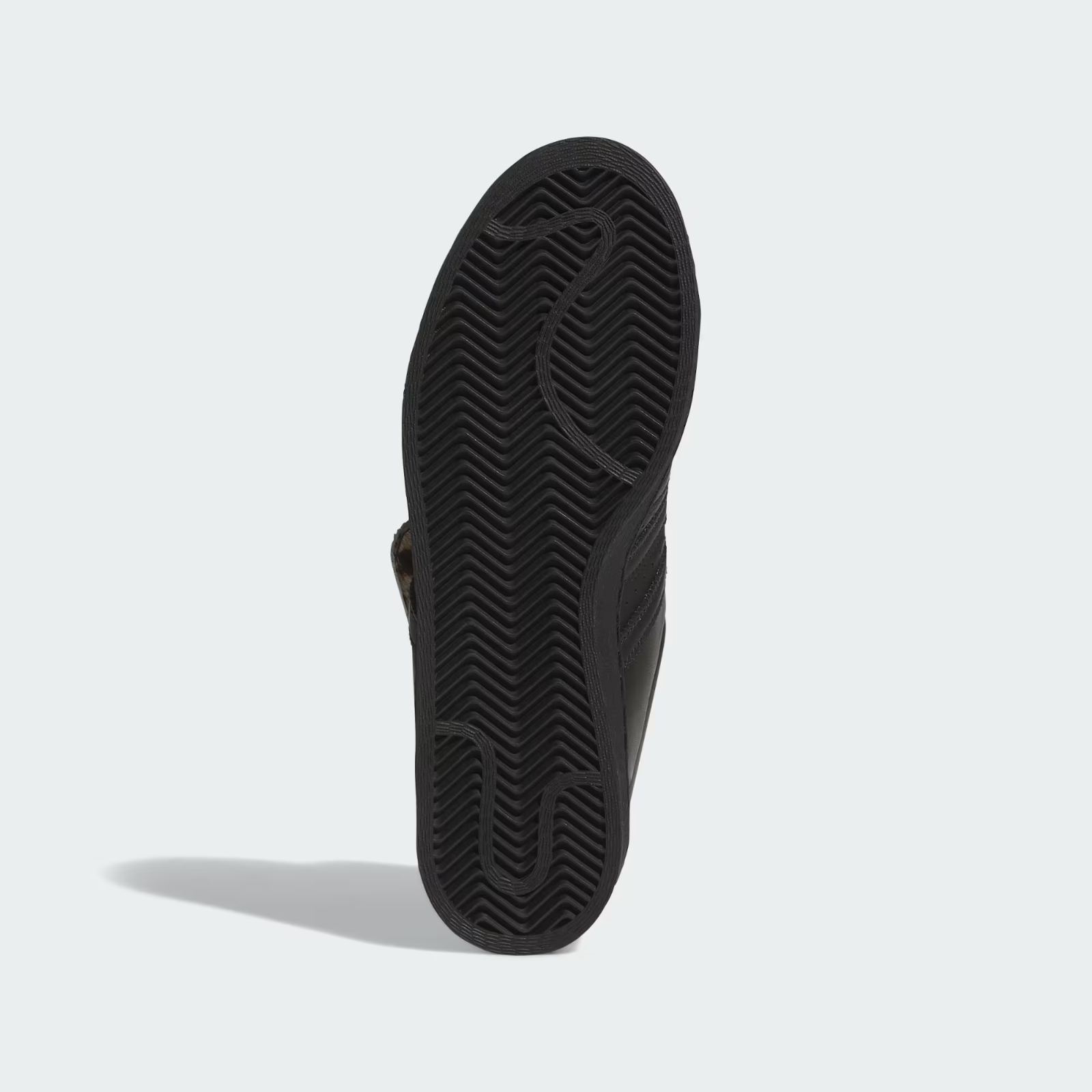 Adidas Men's Chavarria Jabbar Low Shoes in Black