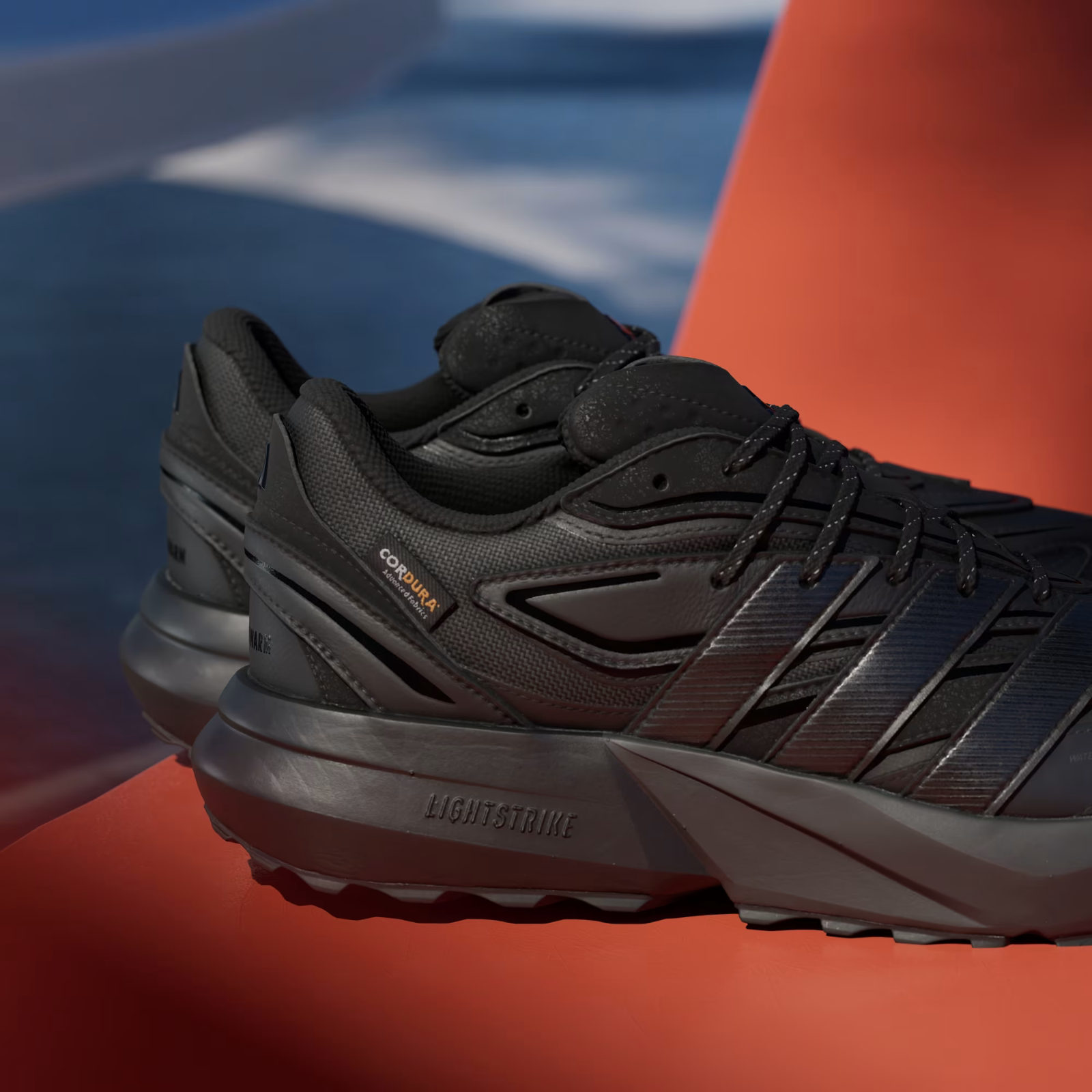 Adidas Lightblaze ATR Shoes in Black / Grey Trainers